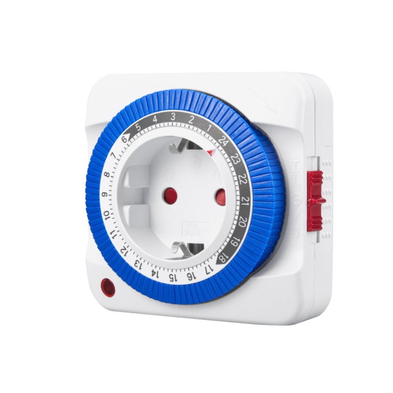 24 Hour Mechanical Timer Socket with 3 Modes, Adjustable On/Off Timer For Home & Garden Watering